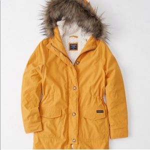 Abercrombie and Fitch Sherpa lined Military Parka